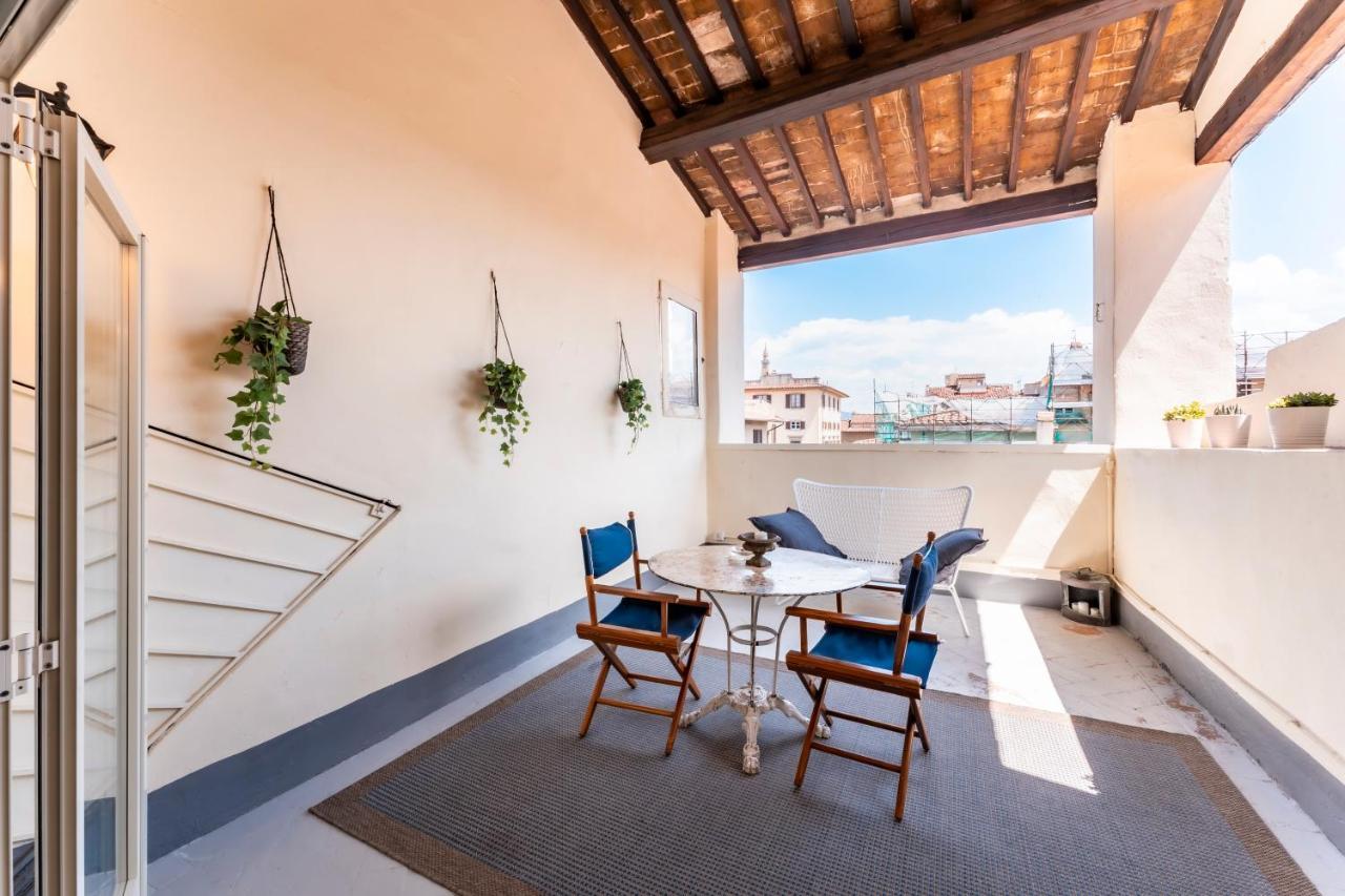 La Loggia Loves Firenze